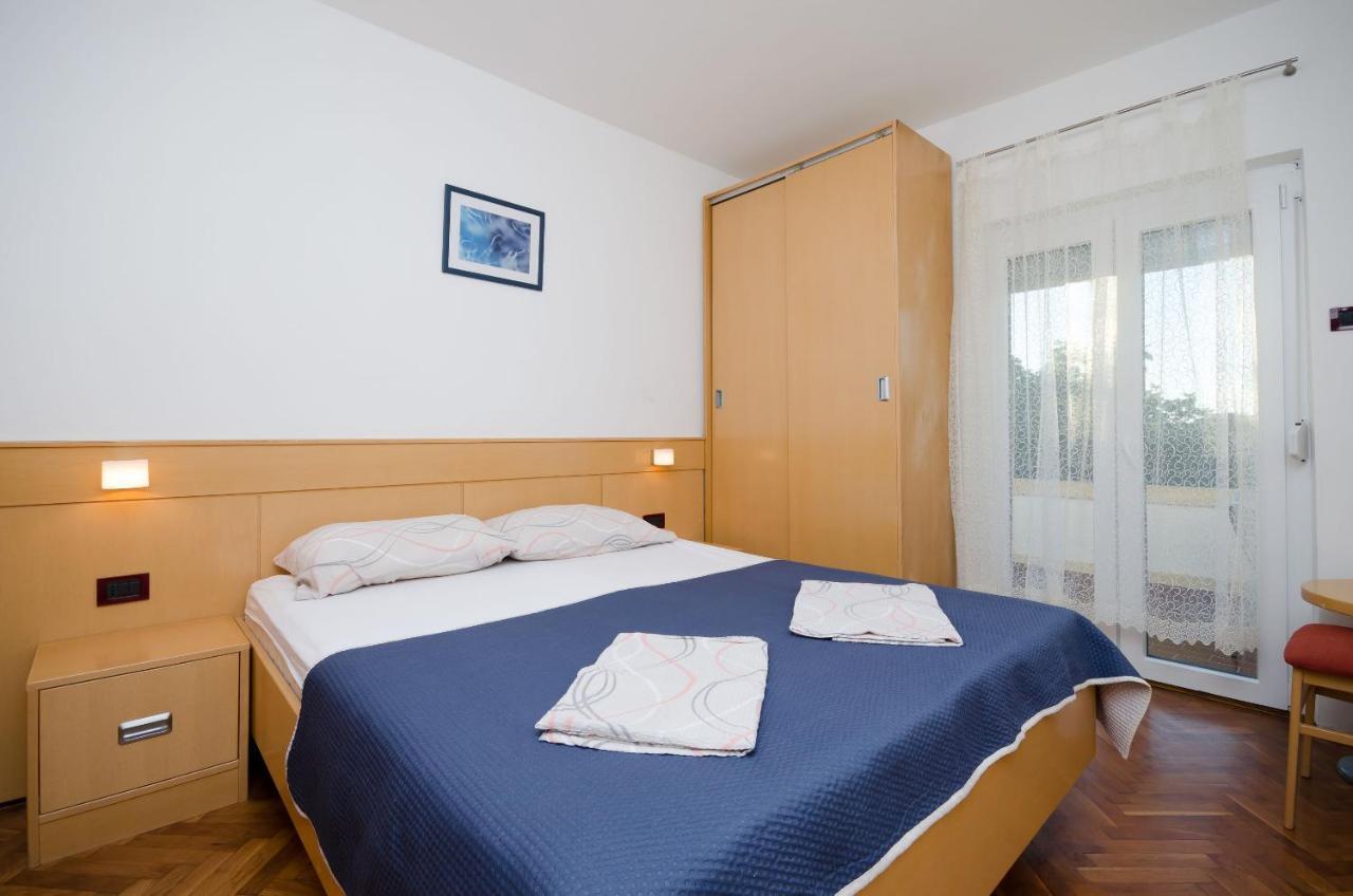 Apartments Zorka Kampor Eksteriør billede